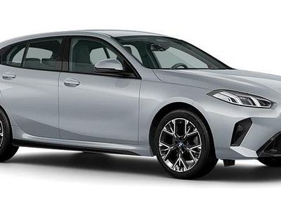 Grå Ny 2026 BMW 120 Halvkombi | 444 800 kr