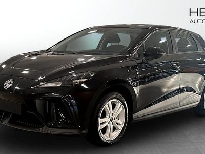 Begagnad MG MG4 EV 125 kW (170 HK) 2024 Svart Halvkombi