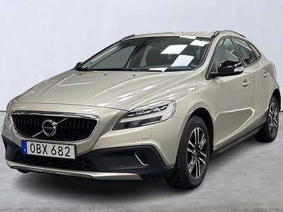 Ljusbrun Begagnad 2016 Volvo V40 Business Edition Halvkombi | 179 900 kr (Dyr)
