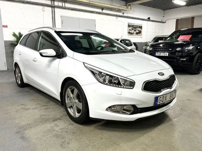 begagnad Kia Ceed 1.6 CRDi Ny Servad Årsskatt 1416kr Dragkrok (128hk)