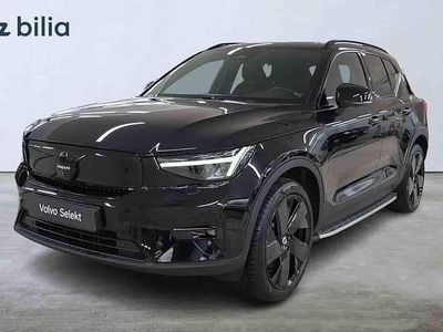 Svart Begagnad 2025 Volvo EX40 Performance SUV | 529 000 kr (Marknadspris)