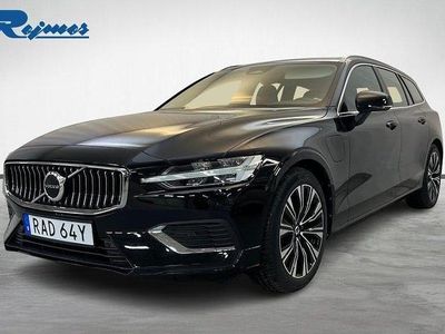 Svart Begagnad 2023 Volvo V60 Core Kombi | 379 900 kr (Bra pris)