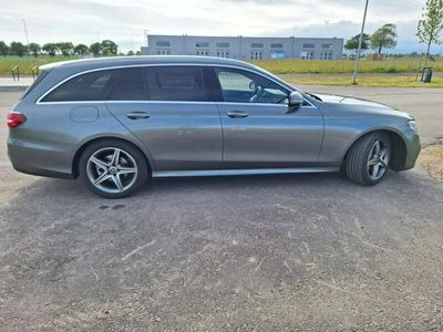 Mercedes E220