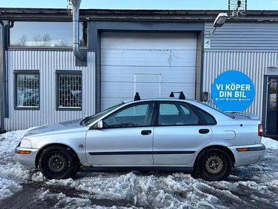 Ljusgrå Begagnad 2001 Volvo S40 Sedan | 14 902 kr (Superpris)