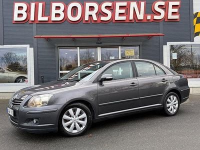 Grå Begagnad 2006 Toyota Avensis Halvkombi | 65 000 kr (Lite dyr)