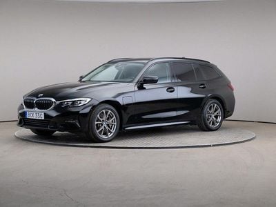 BMW 330e