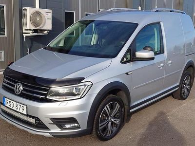 Begagnad VW Caddy 150 HK (110 kW) 2018 Silver Minibuss