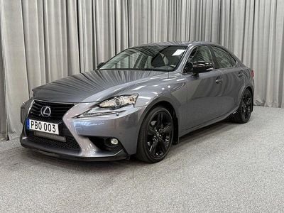 Lexus IS300h