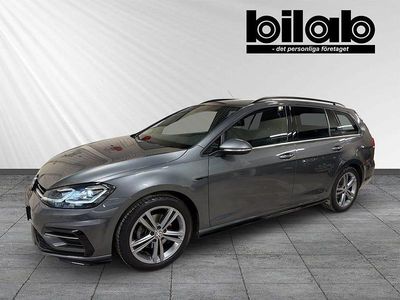 Mörkgrå Begagnad 2018 VW Golf VII R-line Kombi | 229 000 kr (Dyr)