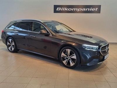 Grå Begagnad 2025 Mercedes E300 | 599 900 kr (Bra pris)