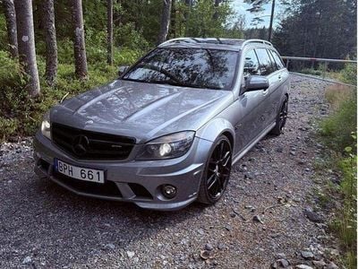 Mercedes C63 AMG