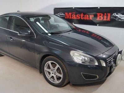 Begagnad Volvo S60 Momentum 163 HK (119 kW) 2011 Grå Sedan