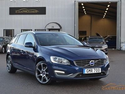 Blå Begagnad 2015 Volvo V60 Ocean Race Kombi | 99 900 kr (Marknadspris)