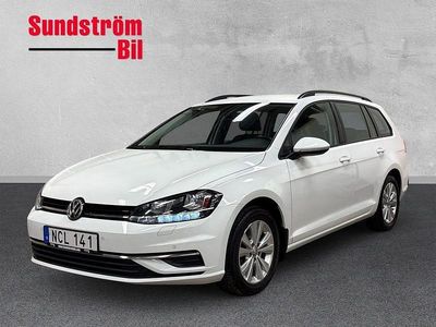 Vit Begagnad 2018 VW Golf VII Kombi | 139 900 kr (Marknadspris)