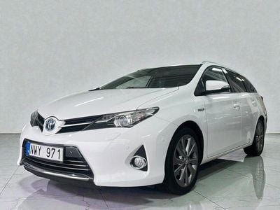 Vit Begagnad 2013 Toyota Auris Executive Kombi | 109 900 kr (Bra pris)