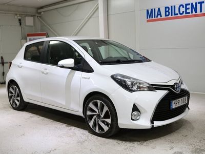 Begagnad Toyota Yaris Hybrid Active 101 HK (74 kW) 2015 Vit Halvkombi