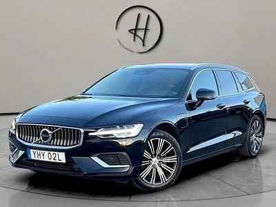 Svart Begagnad 2022 Volvo V60 SE Kombi | 325 000 kr (Bra pris)