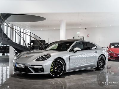 begagnad Porsche Panamera Turbo S E-Hybrid PDK Sv.såld Pano 2019, Halvkombi