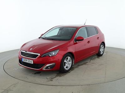 Ljusröd Begagnad 2016 Peugeot 308 Allure Halvkombi | 114 000 kr (Marknadspris)