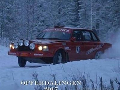 Begagnad Volvo 244 300 HK (220 kW) 1975 Sedan