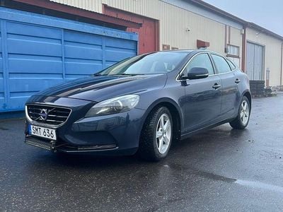 Begagnad 2015 Volvo V40 Halvkombi | 99 000 kr (Lite dyr)