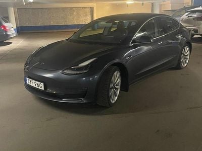 Begagnad 2019 Tesla Model 3 Long Range AWD Sedan | 215 000 kr (Marknadspris)
