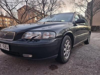 Begagnad 2003 Volvo V70 Kombi | 22 000 kr (Marknadspris)