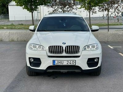 begagnad BMW X6 40d M-Sport Taklucka D-värm Navi