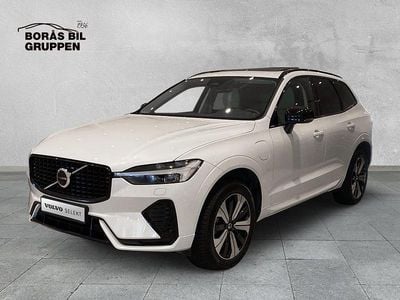 Vit Begagnad 2023 Volvo XC60 Plus SUV | 499 000 kr (Marknadspris)