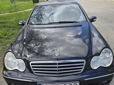 Mercedes C200