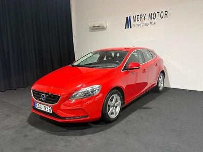Begagnad Volvo V40 Momentum 150 HK (110 kW) 2013 Röd