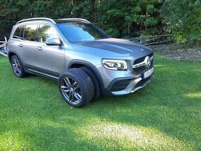 Mercedes GLB200