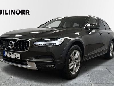 begagnad Volvo V90 CC D4 AWD MOMENTUM DRAG VÄRMARE 2020, Kombi