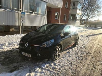 Begagnad Renault Clio IV 90 HK (66 kW) 2014