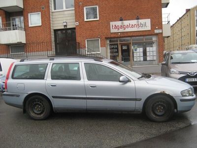 begagnad Volvo V70 2.4 Euro 4 Drag Glassollucka! Drag Nokian Dubb