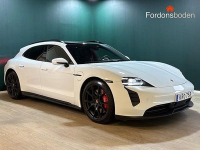 Vit Begagnad 2022 Porsche Taycan Sport Turismo Kombi | 898 900 kr