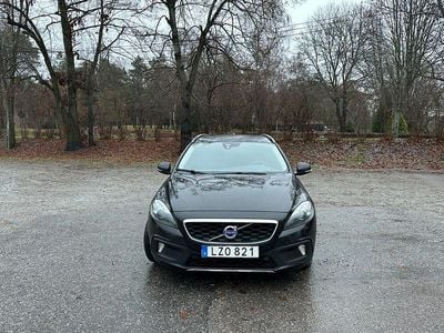 Begagnad 2016 Volvo V40 Halvkombi | 180 000 kr (Marknadspris)