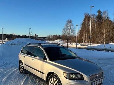 Begagnad Volvo V50 220 HK (161 kW) 2005 Kombi