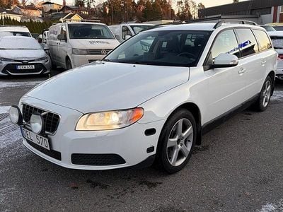 Vit Begagnad 2009 Volvo V70 Kombi | 59 900 kr (Lite dyr)