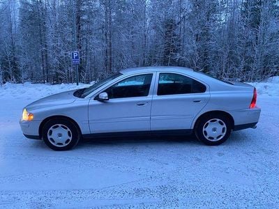 Silver metallic Begagnad 2007 Volvo S60 Sedan | 55 000 kr (Lite dyr)