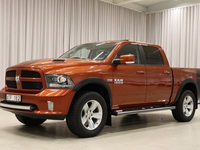 begagnad Dodge Ram 5.7 V8 4x4 395HK HEMI Lågmil Mycket fin bil