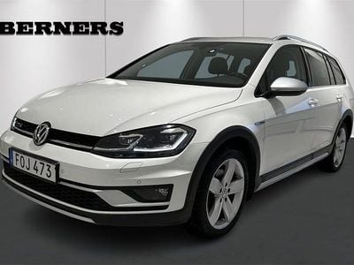 Vit Begagnad 2020 VW Golf Alltrack Kombi | 209 900 kr (Marknadspris)