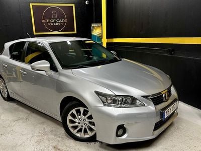 Lexus CT200h
