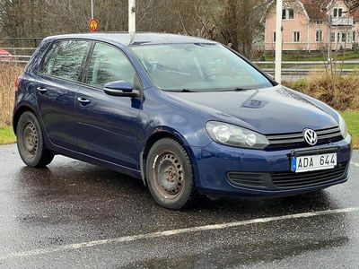 Begagnad 2010 VW Golf VI Halvkombi | 48 500 kr (Marknadspris)