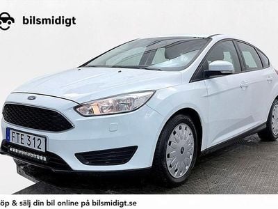 Begagnad Ford Focus Trend 105 HK (77 kW) 2017 Vit Halvkombi