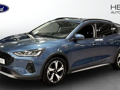 Blå Begagnad 2023 Ford Focus Active Halvkombi | 179 900 kr (Marknadspris)