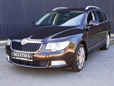 Begagnad Skoda Superb 260 HK (191 kW) 2013 Brun Kombi