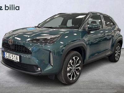 Grön Ny 2025 Toyota Yaris Cross Active SUV | 324 900 kr (Marknadspris)
