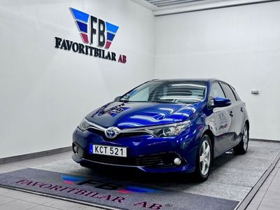 begagnad Toyota Auris Hybrid e-CVT Comfort Euro 6 2015, Halvkombi