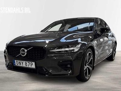 Begagnad Volvo S60 Plus 253 HK (186 kW) 2022 Grå Sedan